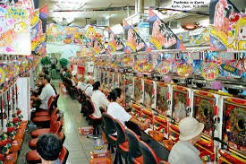 Maruhan Namba interior